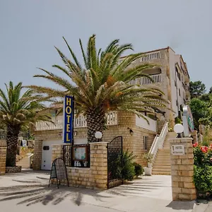 3* Hotel Tina